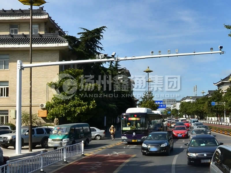 DJG-007，電子警察桿，闖紅燈抓拍桿