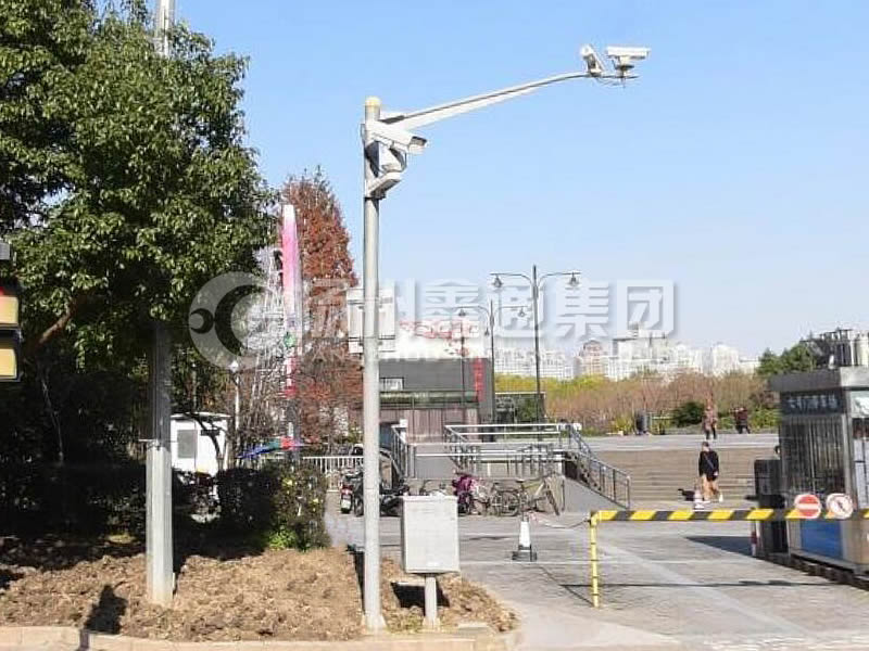 DJG-024，電子警察桿，治安監(jiān)控桿