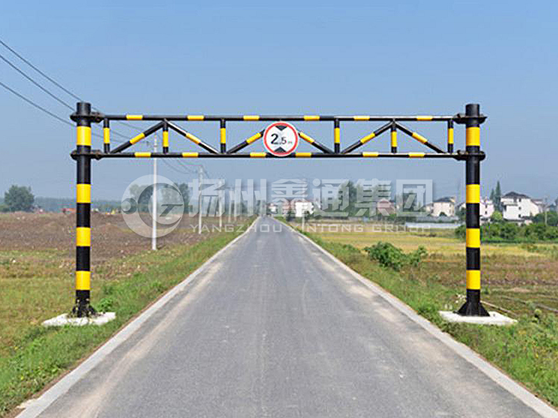LMJ-020，鄉(xiāng)道限高龍門架