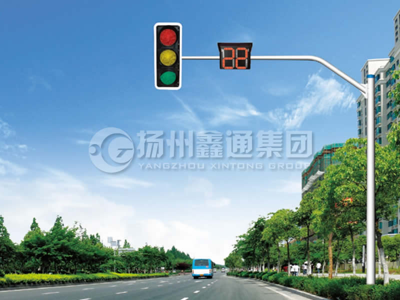 XHDG-010，彎臂信號(hào)燈桿，臨沂信號(hào)燈桿