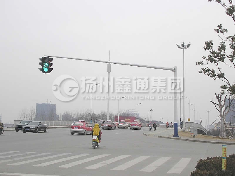 XHDG-054，釣魚桿式信號燈桿